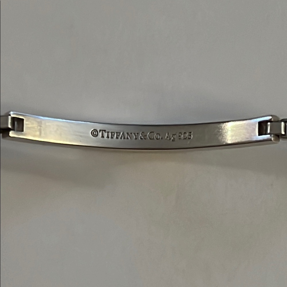 Tiffany & Co Sterling Silver Venetian Interlocking Link (AUTHENTIC) - Picture 4 of 4